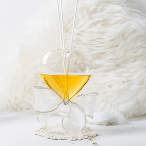 HESHES <b>Reed</b> <b>Diffuser</b> Heart Shape Glass Bottle 90-120 Days Fresh Air Scented For Bedroom Living Room Bathroom - Product Image 3