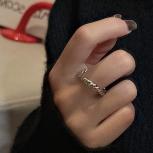 Anillo Ajustable de Plata de Ley S925 para Mujer, Diseño Simple con Incrustaciones de Diamantes Tallados en Glaseado, Estilo Coreano de Blogger, Versión Antigua - Product Image 1