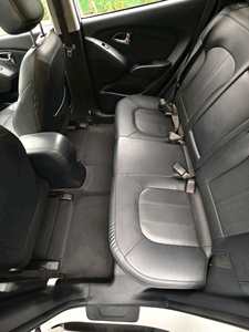 <span class=keywords><strong>Hyundai</strong></span> Ix35 d'<span class=keywords><strong>occasion</strong></span> 2015 2.0L 6AT Essence SUV Conduite à gauche 165 CV Toit ouvrant électrique Rails de toit Caméra de recul Régulateur de vitesse Bien entretenue - Product Image 5