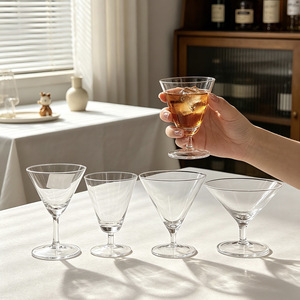 Bicchieri da Martini Artigianali con Stelo Corto, Bicchierini Ecologici per Miscelare Martini, Ideali per Feste - Product Image 1