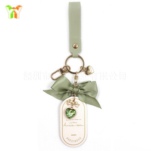 Llaveros y artículos de regalo populares para automóviles, amuletos para bolsos con forma de corazón y lazo, perfectos para el Día de San Valentín. - Product Image 5