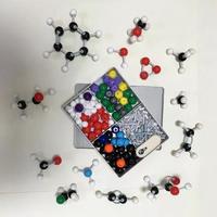 Química 240Pcs-Set Equipo educativo Química inorgánica y orgánica Ciencia Codificado por color Kit molecular atómico