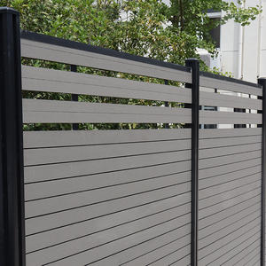 Clôture composite à faible entretien avec un design élégant | Qualité des fissures garantie directement de notre <span class=keywords><strong>moulin</strong></span> Clôture en WPC - Product Image 2