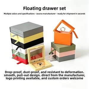 Caja de Exhibición Flotante Moderna con Cierre a Presión, de Película de PE Cuadrada, Transparente, a Prueba de Polvo, para Joyería, 14 Colores, Logotipo Personalizado para Todo Tipo de Joyería - Product Image 1