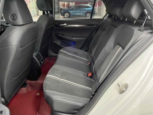 2021 Usado VW <span class=keywords><strong>Golf</strong></span> R-Line Gasolina Coche 7 velocidades Doble Embrague Hatchback <span class=keywords><strong>Segunda</strong></span> <span class=keywords><strong>Mano</strong></span> - Product Image 2