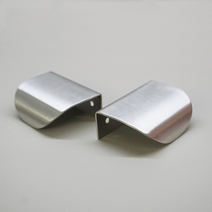 Maniglia Decorativa Moderna BECORA a <span class=keywords><strong>Forma</strong></span> di Foglia in Acciaio Inox 304 Spazzolato, Resistente per Armadi e Guardaroba - Product Image 2