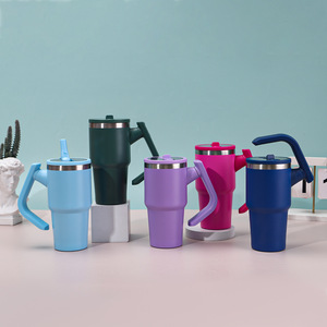 Vente en gros usine – Gobelet de voyage isotherme en acier inoxydable à double paroi avec poignée, personnalisable, 20oz, 30oz, 40oz - Product Image 3
