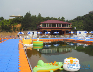 Plateforme flottante pour parc aquatique Zhongya <span class=keywords><strong>Marine</strong></span>, pontons en HMWHDPE, plateforme cubique, piscine, quai pour jet ski, capacité de charge de 350 kg/m - Product Image 1