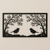 Décoration de jardin extérieure personnalisée : Silhouette en métal découpée au laser avec cadre en forme d'arche pour oiseaux