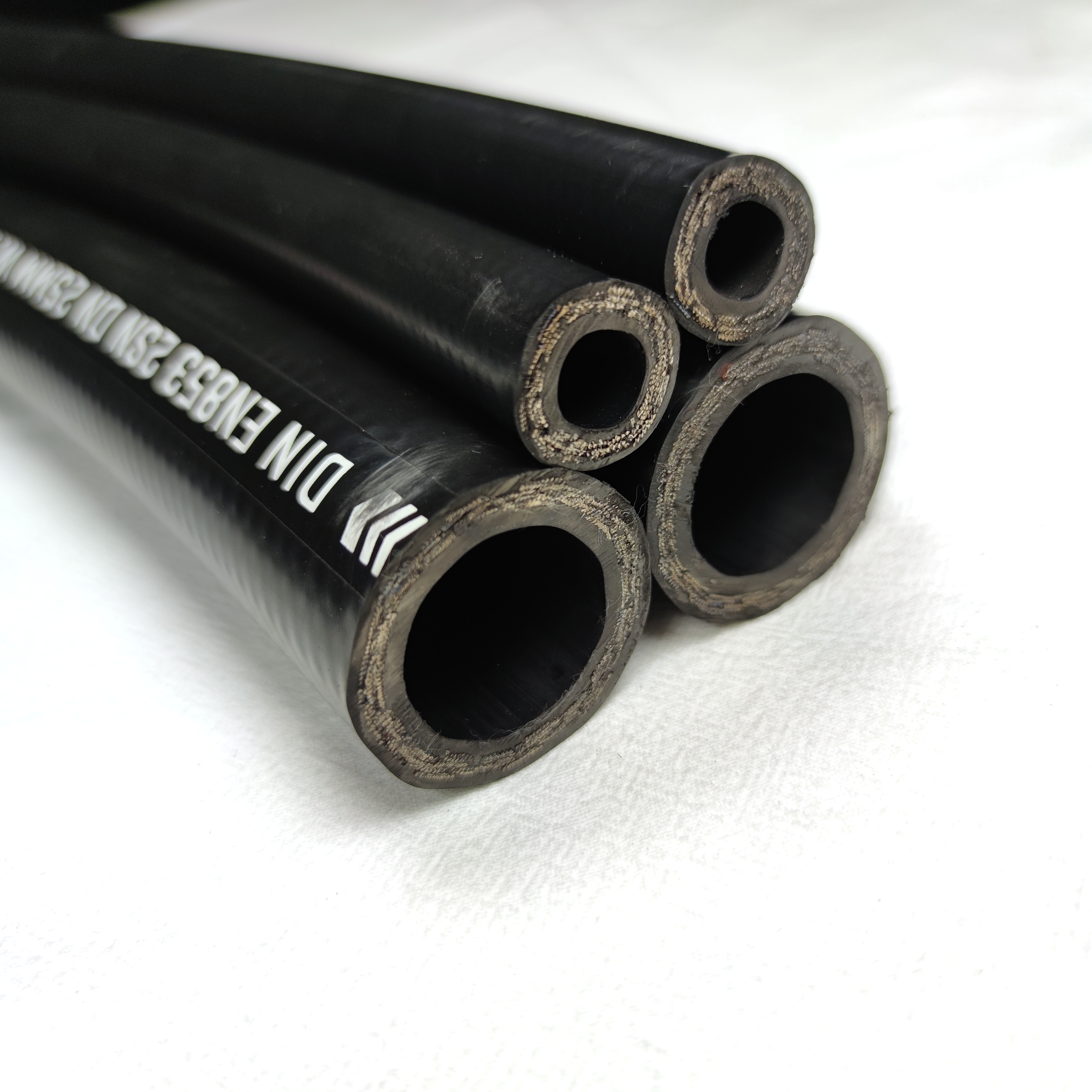 Steel wire braided high-pressure hydraulic hose