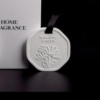 Vente en gros désodorisant suspendu pour armoire diffuseur en céramique pierre aromatique parfumée avec parfum
