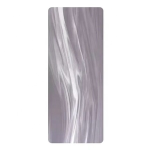 Hoogwaardige, milieuvriendelijke tie-dye yogamat van 4 mm, kleurrijk, waterdicht, duurzaam, van natuurlijk rubber voor oefening en fitness. - Product Image 4