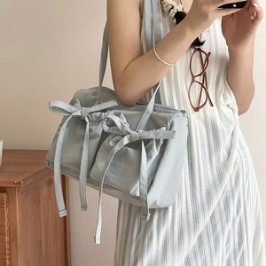 Wholesale Woman Designer Trending Oversized <b>Tote</b> Bags High Quality Nylon Shoulder Bag Women - Product Image 2