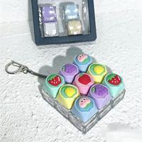 Nouveau jouet de décompression, bouton de décompression, testeur de touches mécaniques 9 touches en forme de fruit, pendentif de sac d'école anti-stress