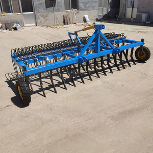 Гидравлический подъемник для мульчирующей пленки с рабочей шириной от 3 до 5 метров и плотными пружинными зубьями для эффективного удаления - Product Image 6