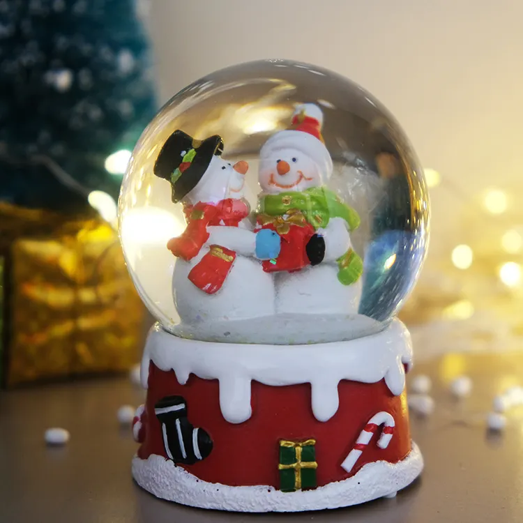 Custom Holiday Decoration Souvenir Resin Craft 3D Christmas Crystal Mini Snow Globe Ball for Christmas Gift