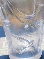 Vase en cristal sculpté à la main avec motif d'hirondelle dorée, décoration d'intérieur Art Déco, design élégant d'oiseau pour table