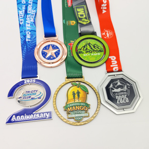 Médaille ovale catholique en acier inoxydable plaqué or, émail bleu, pendentif Vierge Marie, vente en gros, centre de chapelet d'église, médaille <span class=keywords><strong>miraculeuse</strong></span> - Product Image 4