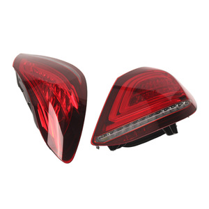 ไฟท้าย LED สำหรับรถยนต์ C CLASS W205 ปี 2014-2021 ซ้ายและขวา เลนส์สีแดง สภาพใหม่ สำหรับ W205 เลนส์สีแดง LED - Product Image 2