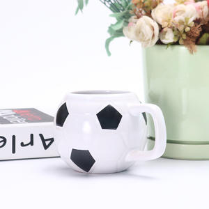 Tasse <span class=keywords><strong>de</strong></span> Football en céramique personnalisée <span class=keywords><strong>de</strong></span> 300ml, vente en gros - Product Image 3