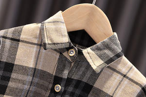 Ensemble de vêtements pour garçons : Chemise à carreaux en laine décontractée avec lettres, collection automne, style boutique - Product Image 3