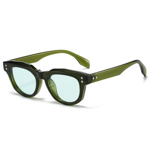 卸売トレンドレディース低<span class=keywords><strong>Moq</strong></span>カスタムサングラスグリーンカスタマイズロゴラウンドサングラス - Product Image 6