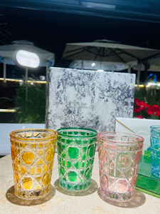 Vaso de agua de vidrio con patrón de ratán simple y lujoso, de alta gama, con diseño tallado a mano. - Product Image 6