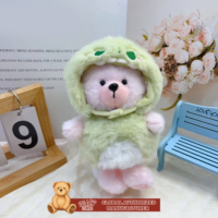 Teddy ISLAND Autorisation Mondiale Personnalisable Vente en Gros Poupées en Peluche Adorables Ensembles de Robes à Carreaux Colorés
