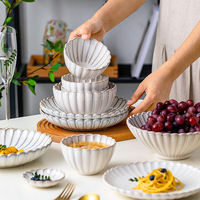 Service de vaisselle en céramique blanche en forme de fleur, assiettes, plats, vaisselle de table
