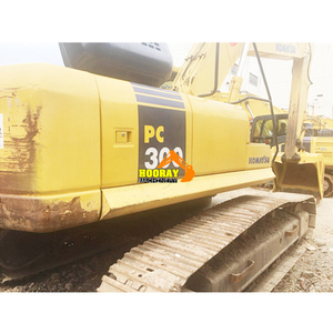 Excavatrice d'occasion Komatsu PC300LC-8M0 2018, poids en ordre de marche de 30 tonnes, capacité de la benne de 0,2 m³, moteur Komatsu de 21 kW, prête à être expédiée - Product Image 1