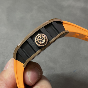 Reloj Mecánico de Hombre Top Rm con Forma de Barril, Correa de Goma Naranja, Esfera con Tema Espacial 3D, Caja de Metal Mate, Reloj Deportivo de Lujo y Moda - Product Image 3