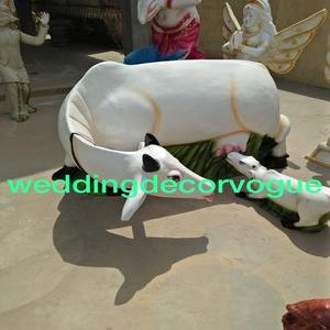 Estatua decorativa de vaca para jardín indio, de fabricante indio - Product Image 1