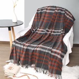 Verdickte Sofa-Decke aus Alpakawolle Einzelpersonen-Schlafdecke Freizeit Schottische Wolldecke Strapazierfähige Tartan-Decke aus Wolle - Product Image 1