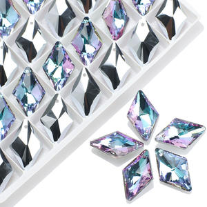 Liontin Kaca Kristal Bentuk Bintang, Kerang, Hati, Beruang, Berbagai Ukuran, Cantik dan Menawan untuk Aksesoris Perhiasan DIY, Dekorasi Berlian - Product Image 6