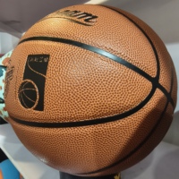 Fournisseur de basket-ball laminé intérieur extérieur en cuir PU pour l'entraînement et le match
