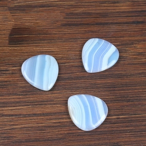 Púa de guitarra de ágata azul rayada, púa de ágata natural con rayas, pulida a mano, para accesorio de guitarra - Product Image 2