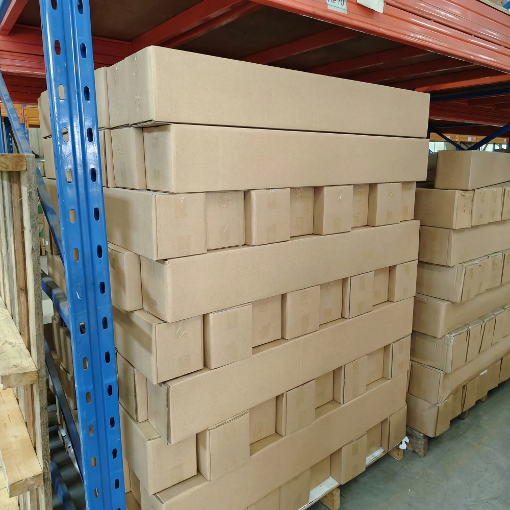 Stock 8s/10s Film 120g/140g Release Paper Removable Permanent Adhesive Self Adhesive Vinyl Rolls Advertising Printing Material