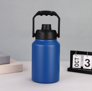 Bouteille isotherme en acier inoxydable de 3,8 L (128 oz) grande capacité avec compartiment pour glaçons – Garde les boissons froides - Product Image 1