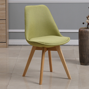 Silla de tela de <span class=keywords><strong>tulip</strong></span>án con pata de madera Simple moderna, silla de comedor tapizada para cocina gris - Product Image 2