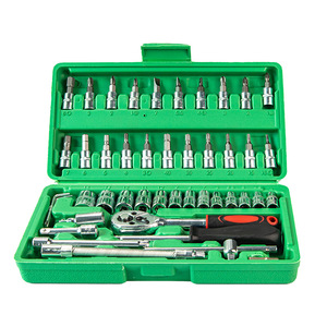 Kit d'outils à main 46 pièces avec clé à douille 1/4 et embouts de tournevis à cliquet pour réparation automobile, entretien de vélos et motos - Product Image 2