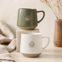 Mug en grès rustique gravé sur mesure, tasse à café en céramique mouchetée personnalisée, cadeau personnalisé pour amis et famille