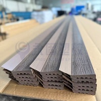 Burlete coextruido para marco de puerta de garaje con acabado efecto madera, burlete lateral y superior para puerta de garaje