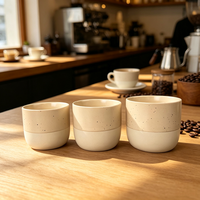 Tasse à café expresso en céramique beige mat sans anse de 230 ml avec logo personnalisé, vaisselle alimentaire pour thé