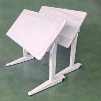 Table de classe mobile ergonomique moderne en métal, système de levage à gaz réglable en hauteur et pliant pour l'école et le salon