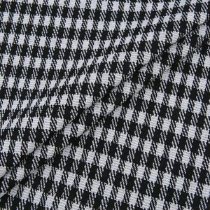 Tela de Spandex Lurex Metálica Blanca Personalizada 2026, Diseño de Moda, Tela Jacquard Metálica para Mujeres y Hombres - Product Image 6