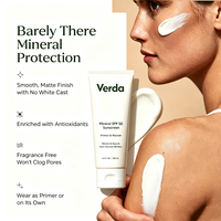 Crème solaire minérale SPF 50 à label privé, légère, large spectre UVA/UVB, fini mat, protection solaire quotidienne