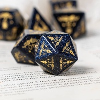 Ensemble de dés de jeu de rôle RPG personnalisés avec logo, en pierres précieuses, thème Noël, bleu et or, 7 pièces, dans une boîte en cuir
