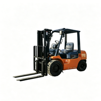 Chariot élévateur diesel japonais d'occasion de 5 tonnes 8F avec déplaceur latéral hydraulique, mât à 3 sections (hauteur 4,5 m), pneus pleins - Très rentable