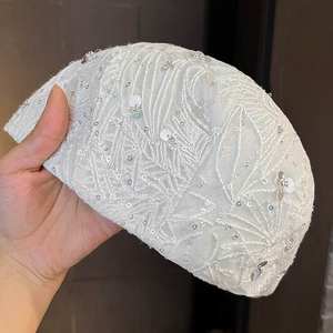 Béret pour <span class=keywords><strong>femme</strong></span> avec paillettes, style français, bonnet ajustable, chapeau scintillant à la mode pour filles et femmes - Product Image 5