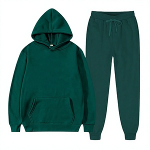Ensemble de survêtements de sport deux pièces personnalisables en polyester respirant de haute qualité avec capuche et cordon de serrage unisexe pour l'hiver - Product Image 1